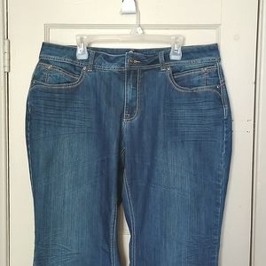 EUC Love & Legend Size 18 Curvy Jean